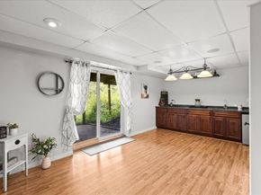 19 Station St, Wareham MA 02571