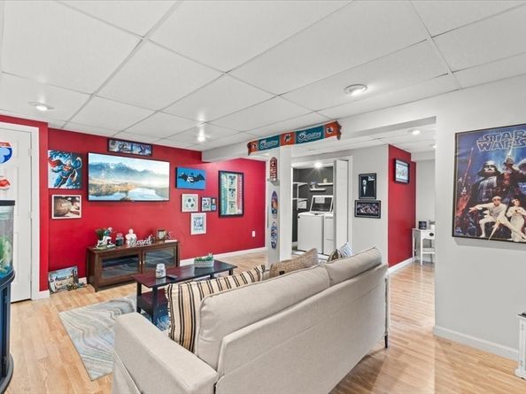 19 Station St, Wareham MA 02571