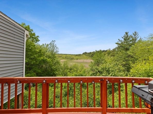 19 Station St, Wareham MA 02571