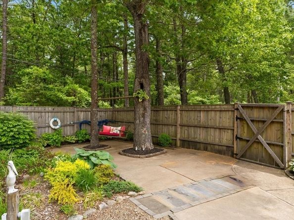 19 Station St, Wareham MA 02571