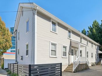 2 Tremont Place