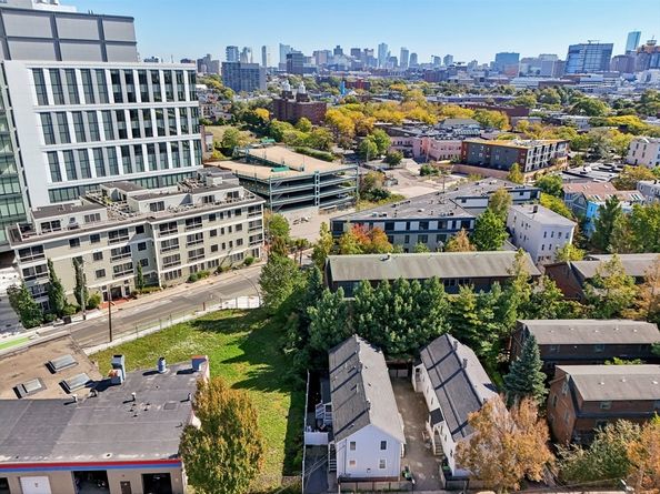 2 Tremont Place 4, Somerville MA 02143