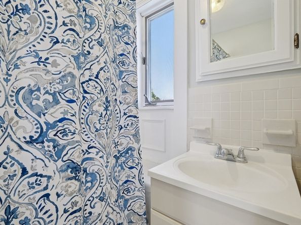 2 Tremont Place 4, Somerville MA 02143
