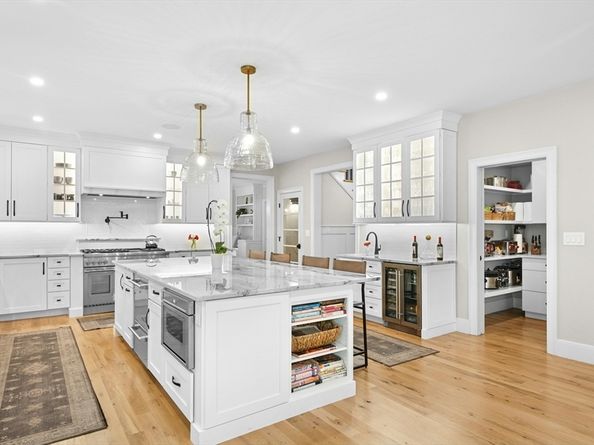 71 Webb Street, Lexington MA 02420