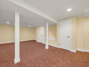 8 Turtlebrook Way, Medfield MA 02052