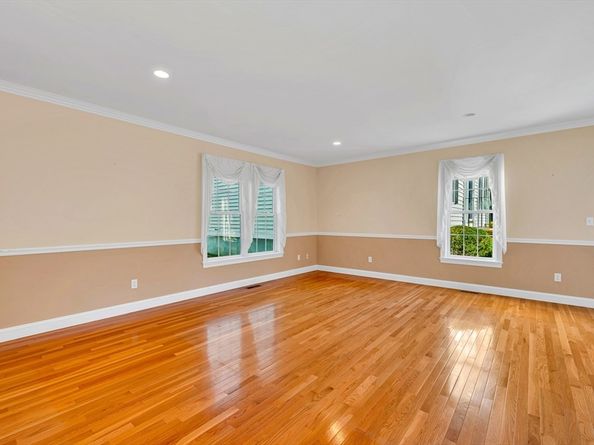 8 Turtlebrook Way, Medfield MA 02052