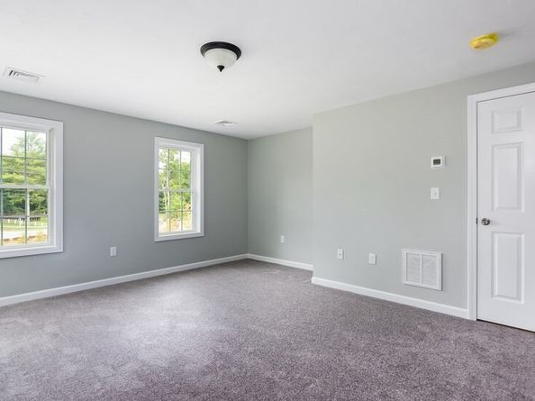 49 Bumble Bee Dr, Plymouth MA 02360