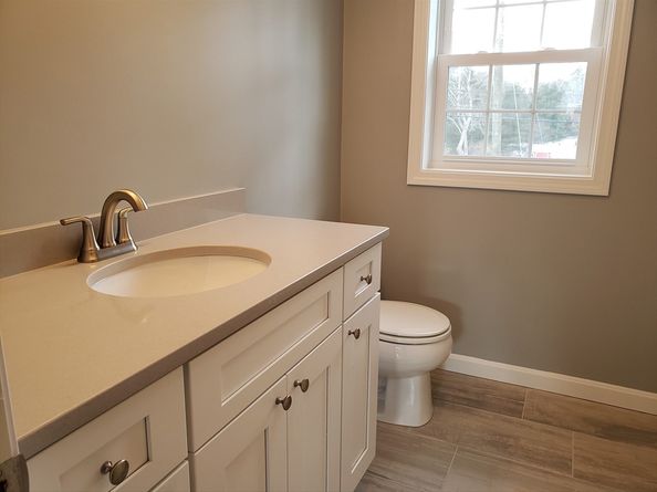 49 Bumble Bee Dr, Plymouth MA 02360