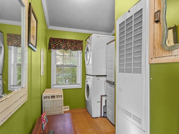 252 Newbury 1, Peabody MA 01960