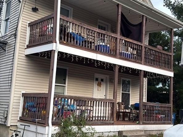 6 Rayner St, Blackstone MA 01504