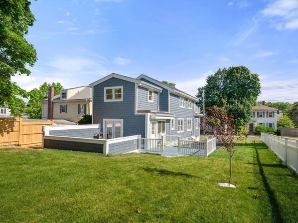 442 High Street, Dedham MA 02026