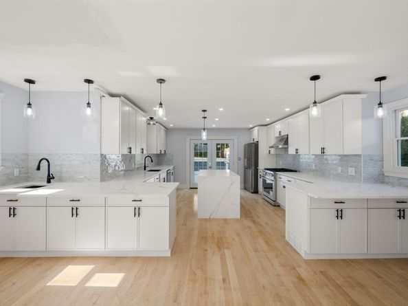 442 High Street, Dedham MA 02026