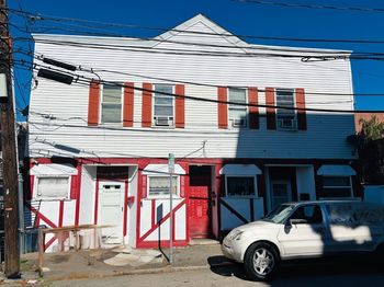 7-11.5 Felton Street
