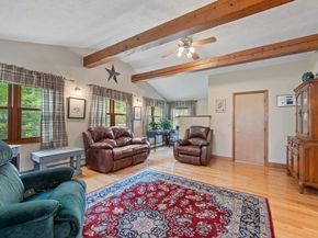 16 Woodcliff Rd, Holbrook MA 02343