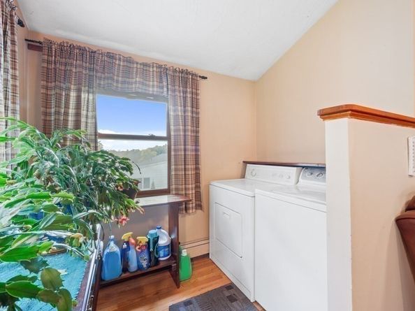 16 Woodcliff Rd, Holbrook MA 02343