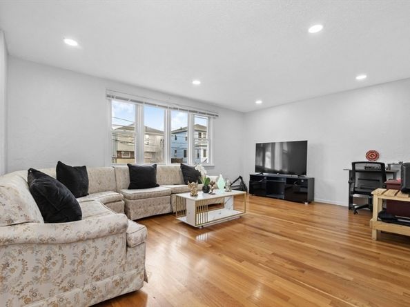 41 South Ave, Revere MA 02151