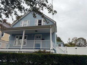 24 Blaine Ave