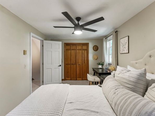 84 Bartlett Rd, Plymouth MA 02360