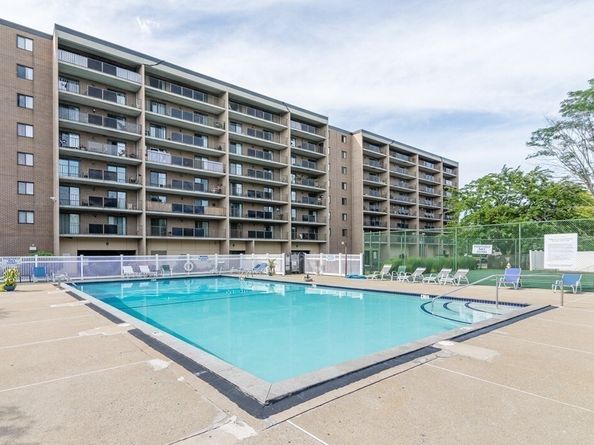 175 Quincy Shore Dr 24, Quincy MA 02171
