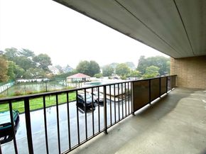 175 Quincy Shore Dr 24, Quincy MA 02171
