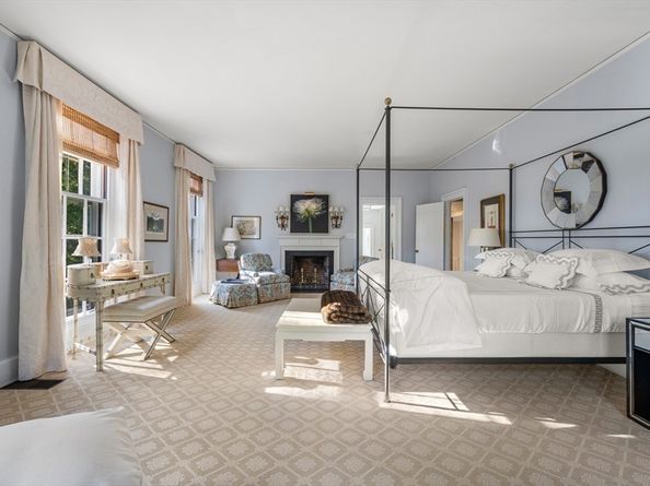 75 Canton Ave, Milton MA 02186