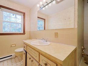 95 Arcadia Rd, Westwood MA 02090