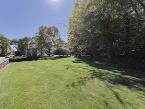 95 Arcadia Rd, Westwood MA 02090