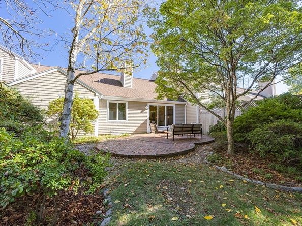 415 Dedham St D, Newton MA 02459