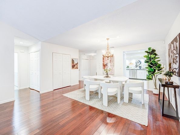 415 Dedham St D, Newton MA 02459
