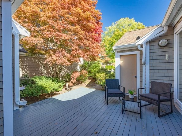 415 Dedham St D, Newton MA 02459