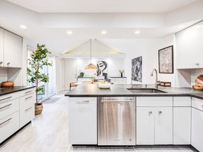 415 Dedham St D, Newton MA 02459