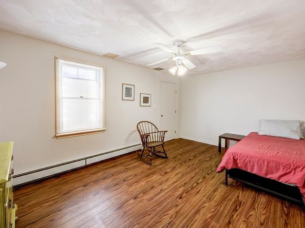 415 Dedham St D, Newton MA 02459