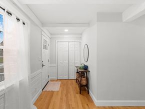 6 Vaughan St, Lakeville MA 02347