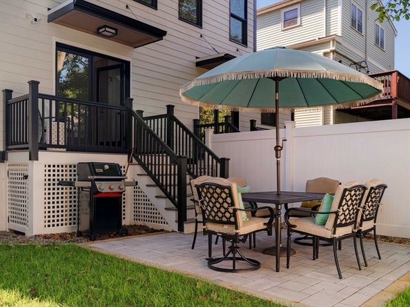 133 Fayerweather Street, Cambridge MA 02138