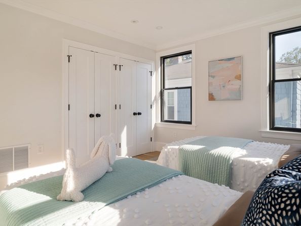 133 Fayerweather Street, Cambridge MA 02138