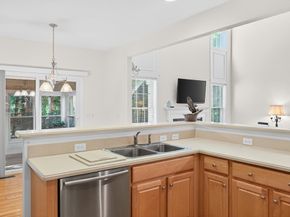 74 Champlain Cir, Plymouth MA 02360