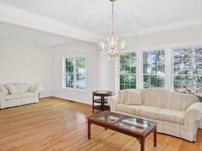 74 Champlain Cir, Plymouth MA 02360