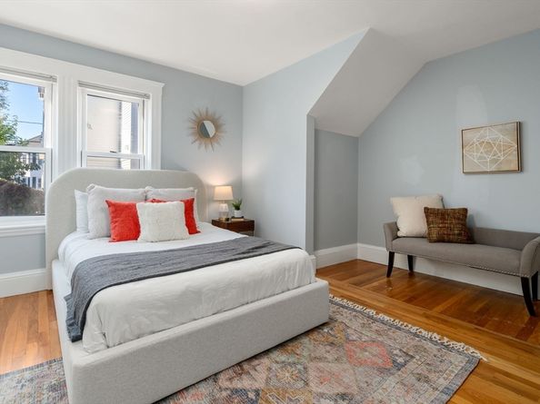 42-44 Warren St 42, Arlington MA 02474