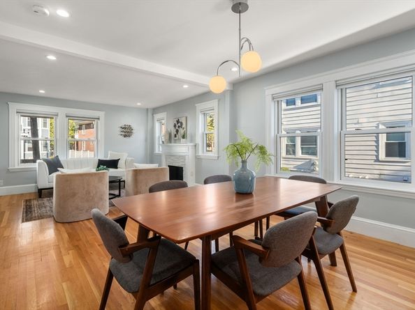 42-44 Warren St 42, Arlington MA 02474