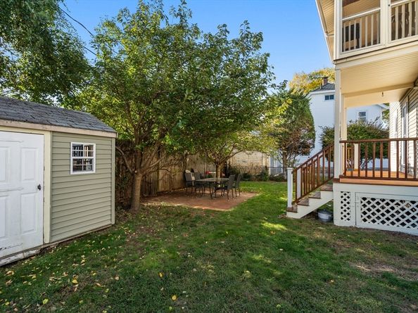 42-44 Warren St 42, Arlington MA 02474