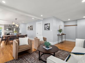 42-44 Warren St 42, Arlington MA 02474