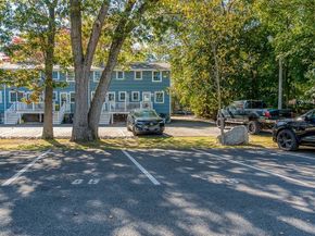85 Lancaster Rd 85, Dedham MA 02026