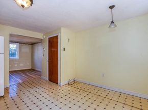 85 Lancaster Rd 85, Dedham MA 02026
