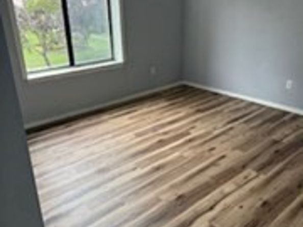 685 Oak St 25, Brockton MA 02301