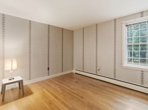 9 Fernway, Lynnfield MA 01940
