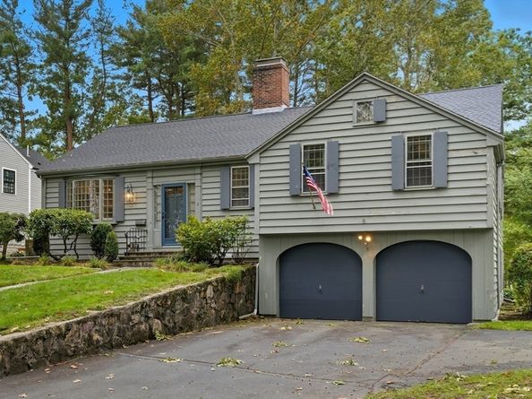9 Fernway, Lynnfield MA 01940
