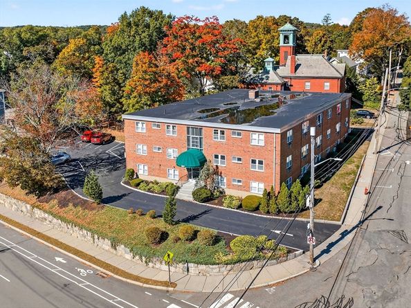 2323 Washington St 16, Newton MA 02462