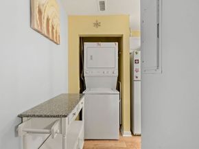 19 Paris St 302, Medford MA 02155
