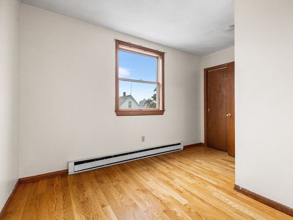 21 Hillside Avenue 21, Everett MA 02149