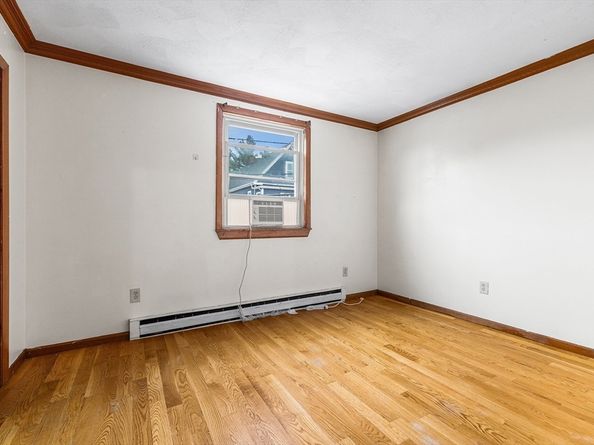 21 Hillside Avenue 21, Everett MA 02149